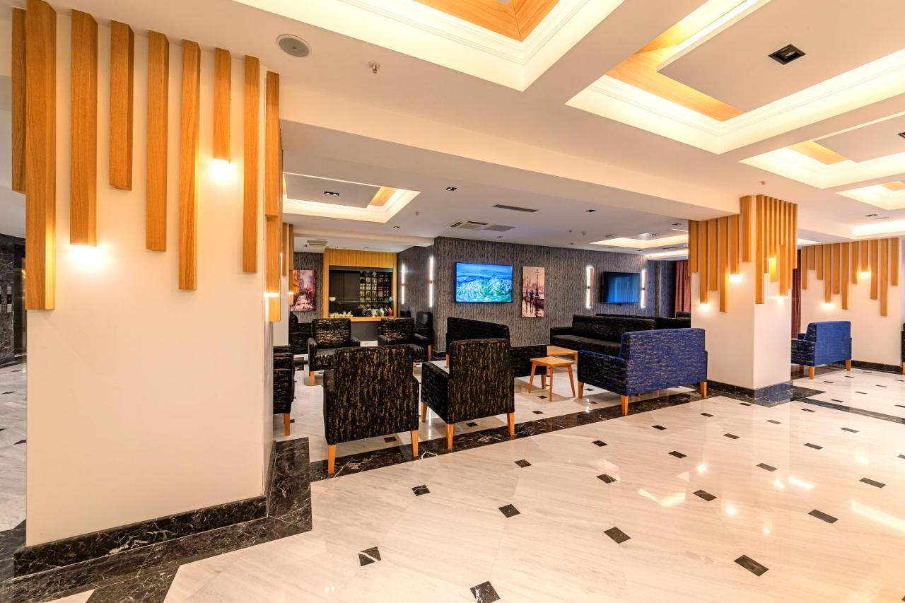 Demiray Hotel Old City Istanbulská provincie Exteriér fotografie The lounge at the airport