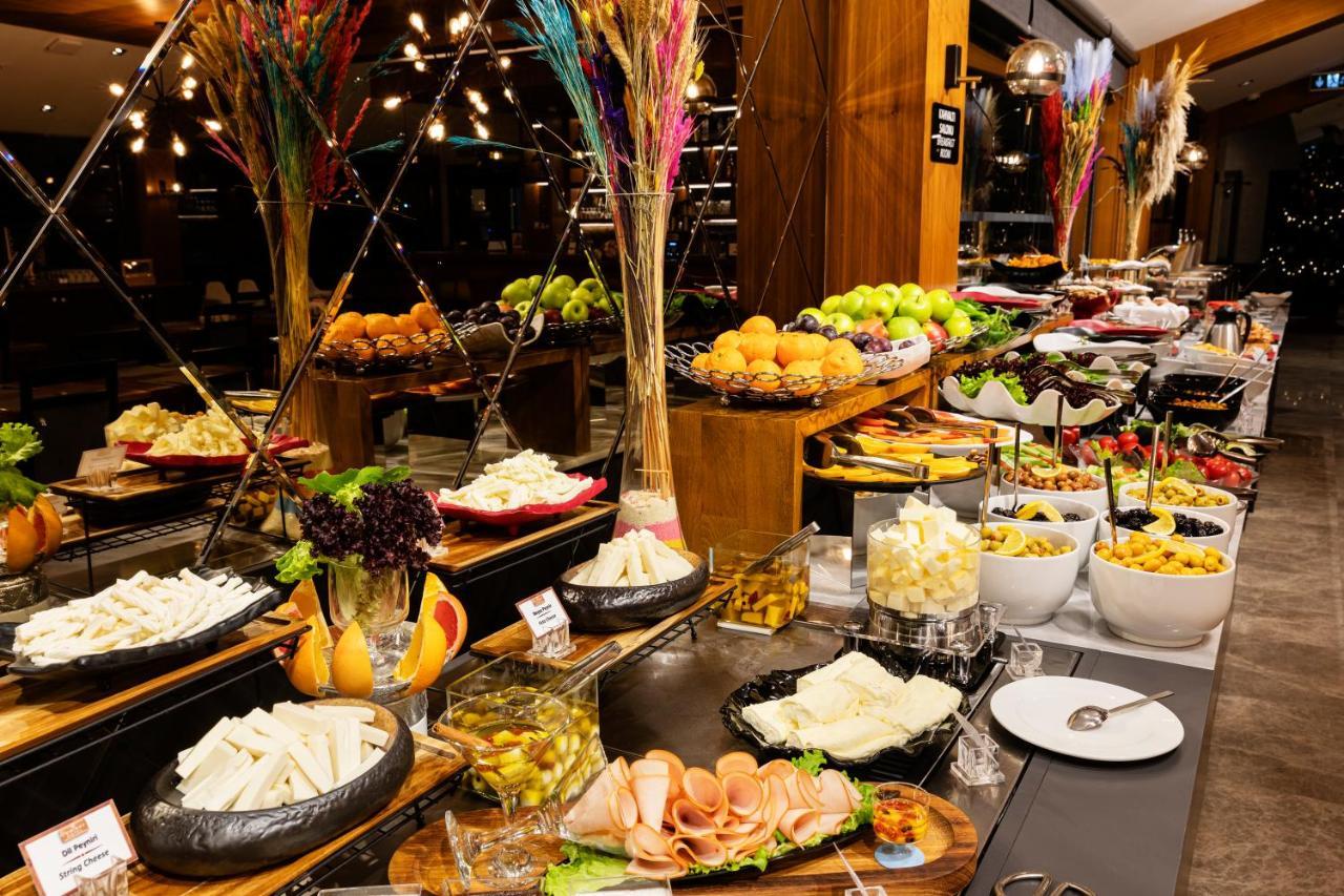 Demiray Hotel Old City Istanbulská provincie Exteriér fotografie A buffet at a hotel
