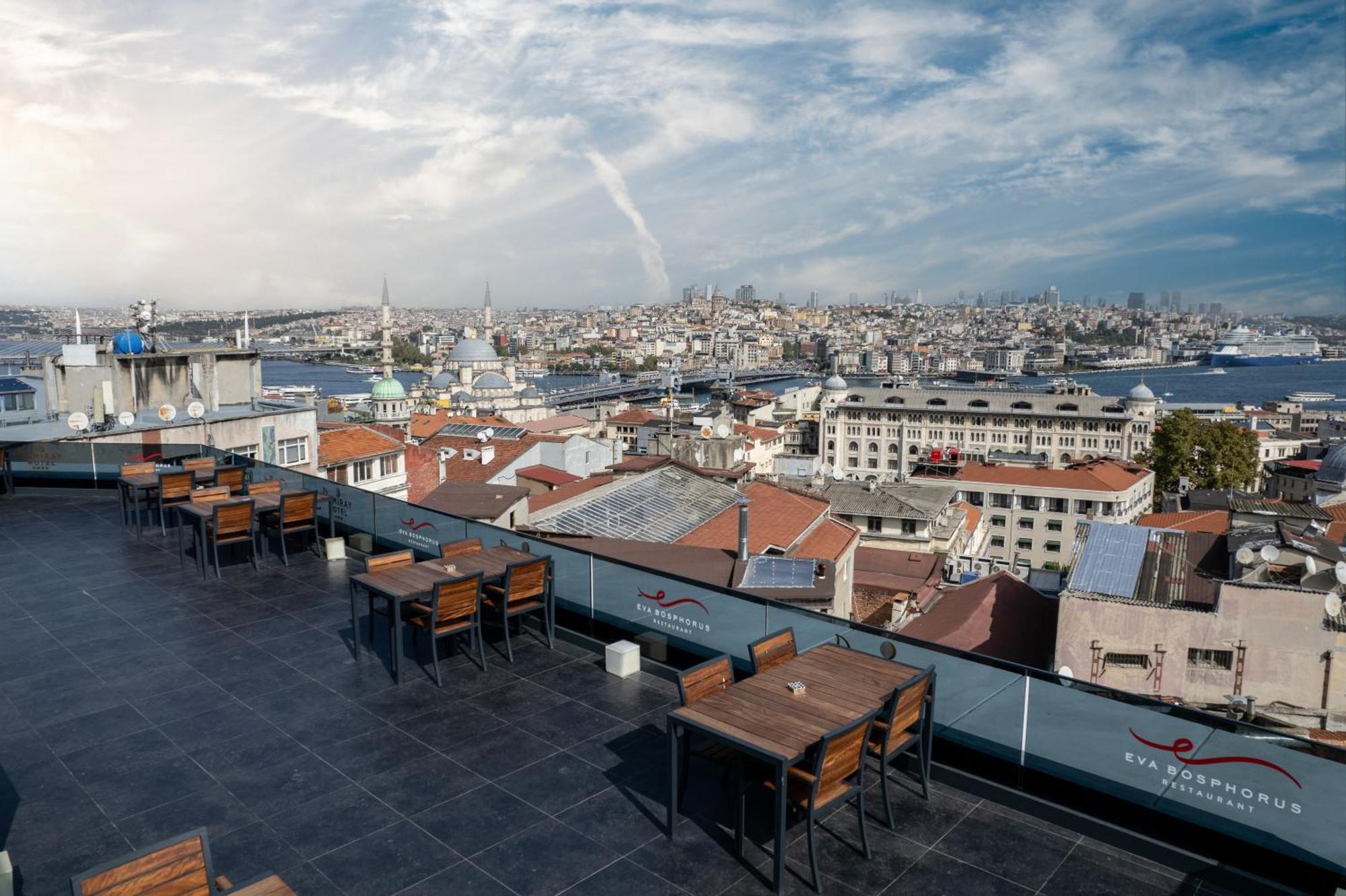 Demiray Hotel Old City Istanbulská provincie Exteriér fotografie View from the rooftop